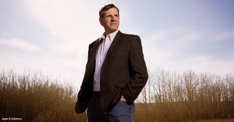 Former Calgary dean is moving to Tufts
