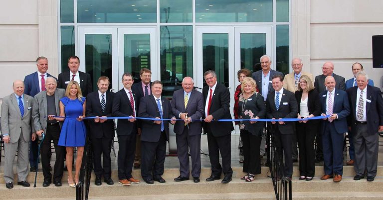 Lincoln Memorial expands veterinary facilities