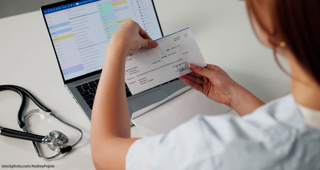How to Reconcile PTO Upon Termination - Featured Image
