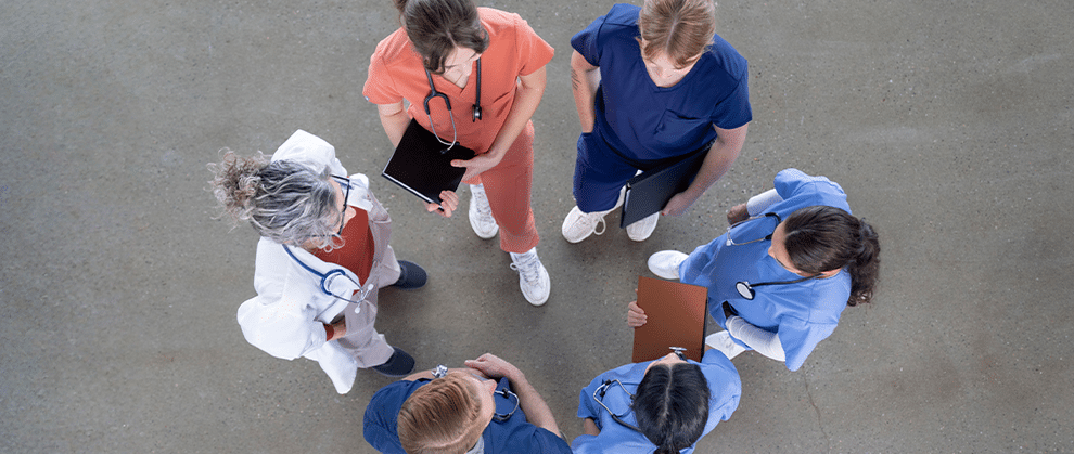The Power of the Veterinary Team Huddle - Featured Image